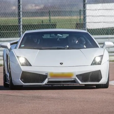 Stage de Pilotage pour Enfant proche Circuit du Grand Sambuc Stage de Pilotage pour Enfant proche Circuit du Grand Sambuc