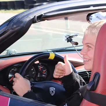 Stage de Pilotage Enfant - Circuit du Grand Sambuc Stage de Pilotage Enfant - Circuit du Grand Sambuc