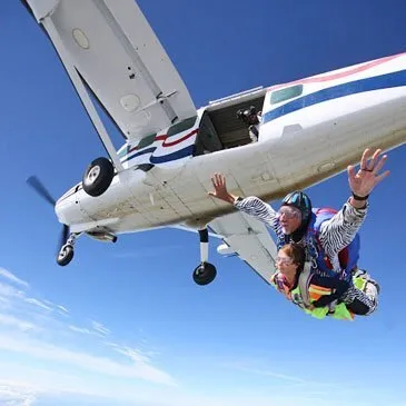 Saut en parachute, département Ille et vilaine Saut en parachute, département Ille et vilaine