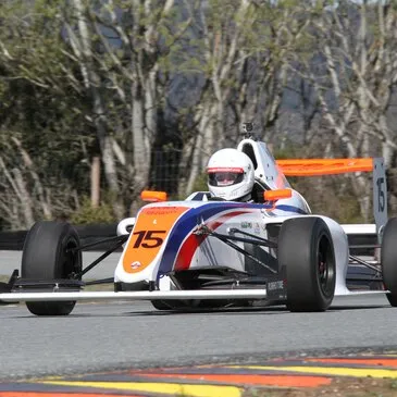 Stage de Pilotage Monoplace, département Essonne Stage de Pilotage Monoplace, département Essonne