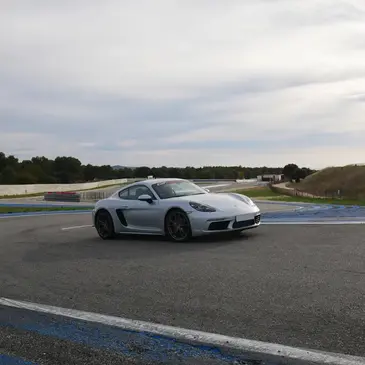 Offrir Stage de Pilotage Multi Sportives en Luxembourg Offrir Stage de Pilotage Multi Sportives en Luxembourg