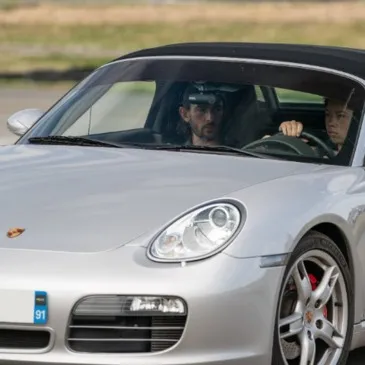 Stage Enfant en Porsche Boxster - Circuit de Lédenon Stage Enfant en Porsche Boxster - Circuit de Lédenon