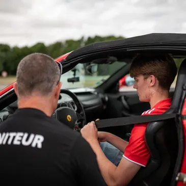 Stage de Pilotage pour Enfant, département Gard Stage de Pilotage pour Enfant, département Gard