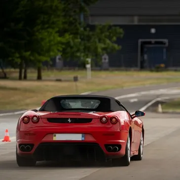 Circuit de Lédenon, Gard (30) - Stage de Pilotage pour Enfant Circuit de Lédenon, Gard (30) - Stage de Pilotage pour Enfant