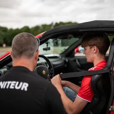 Stage de Pilotage pour Enfant en région Ile-de-France Stage de Pilotage pour Enfant en région Ile-de-France