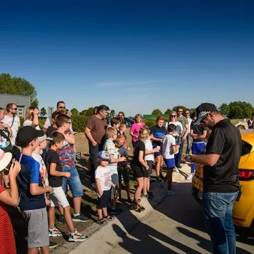 Réserver Stage de Pilotage pour Enfant en Bretagne Réserver Stage de Pilotage pour Enfant en Bretagne