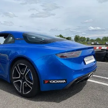 Stage de Pilotage pour Enfant en région Pays-de-la-Loire Stage de Pilotage pour Enfant en région Pays-de-la-Loire