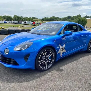 Stage Enfant en Alpine A110 - Circuit de Folembray Stage Enfant en Alpine A110 - Circuit de Folembray