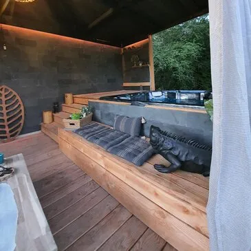 Royeres, à 25 min de Limoges, Haute vienne (87) - Weekend et Hébergement Insolite