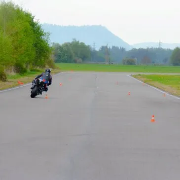 Stage de pilotage moto, département Meurthe et moselle Stage de pilotage moto, département Meurthe et moselle