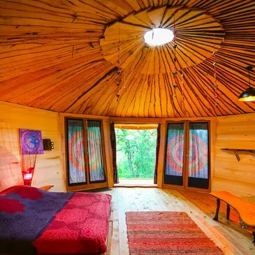 Cazilhac, à 50 min de Montpellier, Hérault (34) - Weekend et Hébergement Insolite Cazilhac, à 50 min de Montpellier, Hérault (34) - Weekend et Hébergement Insolite