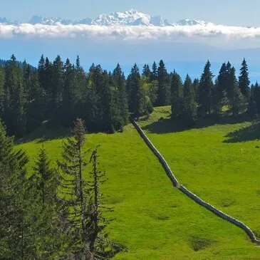 Vol en Montgolfière - Survol du Massif du Jura en région Franche-Comté Vol en Montgolfière - Survol du Massif du Jura en région Franche-Comté