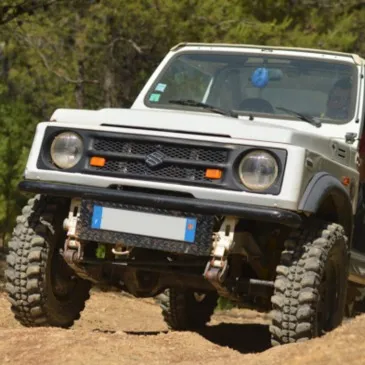 Stage de pilotage 4x4, département Bouches du Rhône Stage de pilotage 4x4, département Bouches du Rhône