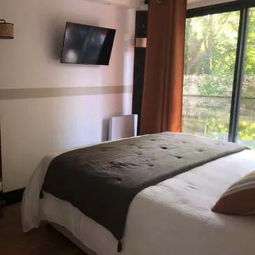 Nuit en Cabane sur l'Eau près de Fontainebleau en région Ile-de-France Nuit en Cabane sur l'Eau près de Fontainebleau en région Ile-de-France