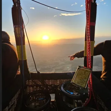 Vol en Montgolfière - Portes du Soleil et Mont-Blanc en région Rhône-Alpes Vol en Montgolfière - Portes du Soleil et Mont-Blanc en région Rhône-Alpes