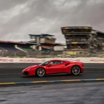 Circuit d'Issoire, Puy de dôme (63) - Stage de Pilotage Multi Sportives Circuit d'Issoire, Puy de dôme (63) - Stage de Pilotage Multi Sportives