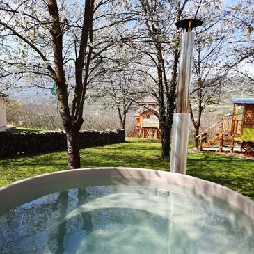 Saint-Jean-en-Royans, à 40 min de Valence, Drôme (26) - Weekend et Hébergement Insolite Saint-Jean-en-Royans, à 40 min de Valence, Drôme (26) - Weekend et Hébergement Insolite