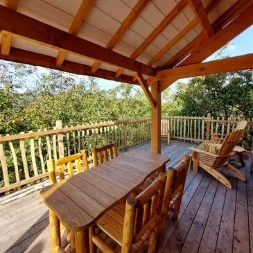 Weekend et Hébergement Insolite en région Rhône-Alpes Weekend et Hébergement Insolite en région Rhône-Alpes