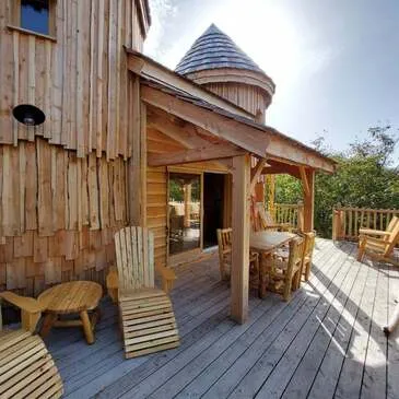 Weekend et Hébergement Insolite proche Saint-Jean-en-Royans, à 40 min de Valence Weekend et Hébergement Insolite proche Saint-Jean-en-Royans, à 40 min de Valence