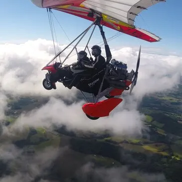 Initiation au Pilotage d'ULM Pendulaire près de Pau Initiation au Pilotage d'ULM Pendulaire près de Pau