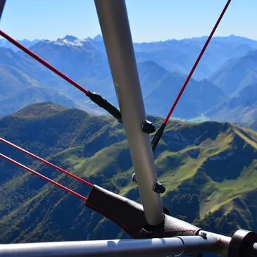 Vielleségure, à 35 min de Pau, Pyrénées atlantiques (64) - Pilotage ULM Vielleségure, à 35 min de Pau, Pyrénées atlantiques (64) - Pilotage ULM