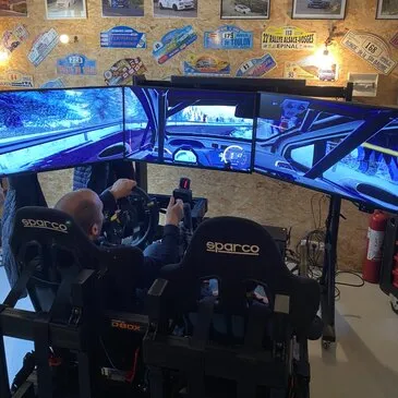 Simulateur de Pilotage Auto proche Allauch, à 25 min de Marseille Simulateur de Pilotage Auto proche Allauch, à 25 min de Marseille