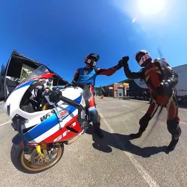 Réserver Baptême Moto sur Circuit en Languedoc-Roussillon Réserver Baptême Moto sur Circuit en Languedoc-Roussillon