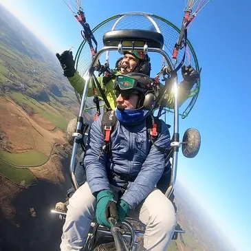 Baptême en Paramoteur au cœur du Pays Basque Baptême en Paramoteur au cœur du Pays Basque