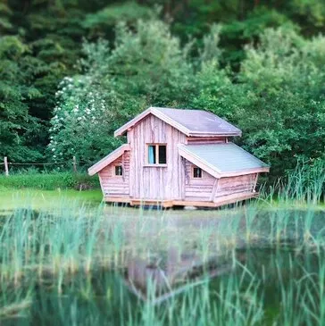 Nuit en Cabane sur l&#39;eau près d&#39;Épinal