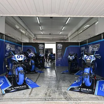 Stage de pilotage moto, département Nièvre Stage de pilotage moto, département Nièvre