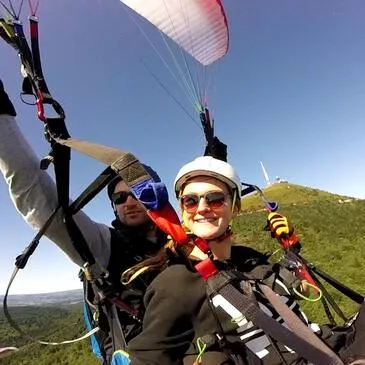 Baptême en Parapente près de Clermont-Ferrand - Chaîne des Puys