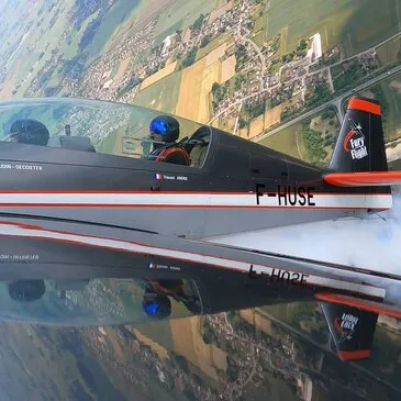 Baptême de Voltige en Avion près de Lille en région Nord-Pas-de-Calais Baptême de Voltige en Avion près de Lille en région Nord-Pas-de-Calais
