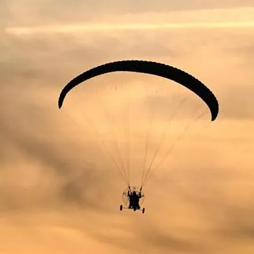 Baptême en Paramoteur près de Chantilly Baptême en Paramoteur près de Chantilly