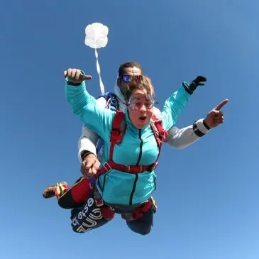 Saut en parachute, département Doubs Saut en parachute, département Doubs