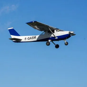 Aérodrome de Rennes Saint-Jacques-de-la-Lande, Ille et vilaine (35) - Baptême de l’air avion Aérodrome de Rennes Saint-Jacques-de-la-Lande, Ille et vilaine (35) - Baptême de l’air avion