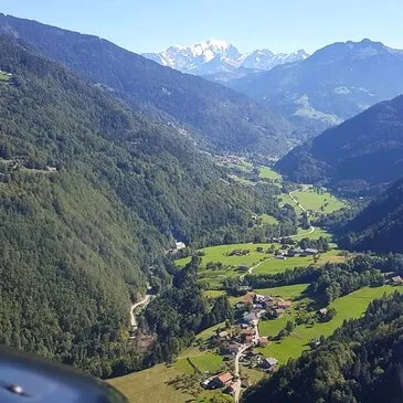 Baptême en Hélicoptère ULM - Du Lac d'Annecy au Mont-Blanc en région Rhône-Alpes Baptême en Hélicoptère ULM - Du Lac d'Annecy au Mont-Blanc en région Rhône-Alpes