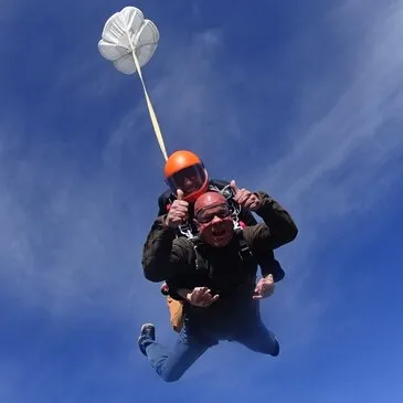 Réserver Saut en parachute département Hautes pyrénées Réserver Saut en parachute département Hautes pyrénées