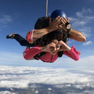 Saut en Parachute en Tandem près de Biarritz Saut en Parachute en Tandem près de Biarritz