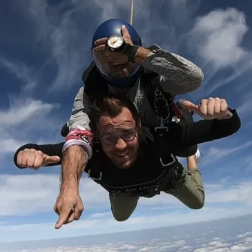 Réserver Saut en parachute en Aquitaine