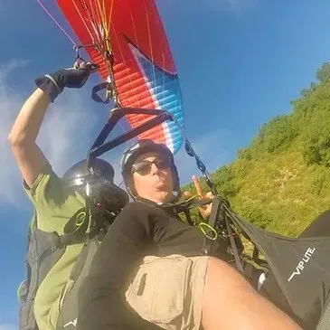 Baptême en parapente, département Alpes de Haute Provence Baptême en parapente, département Alpes de Haute Provence