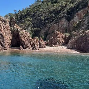 Balade en bateau, département Alpes Maritimes Balade en bateau, département Alpes Maritimes