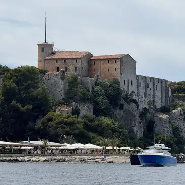 Réserver Balade en bateau département Alpes Maritimes Réserver Balade en bateau département Alpes Maritimes