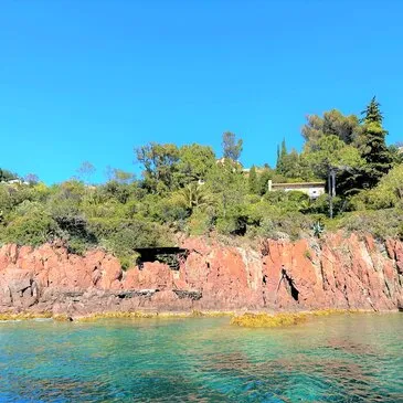 Balade en bateau en région PACA et Corse Balade en bateau en région PACA et Corse