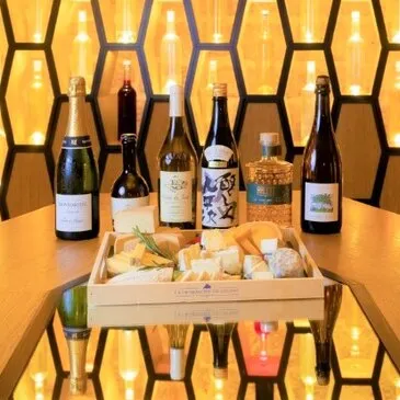 Accord "Sélection d'alcools" et Fromages - Caves du Louvre Paris
