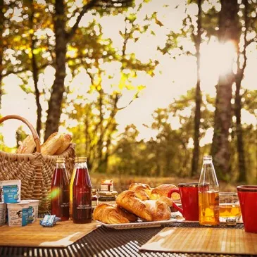 Weekend et Hébergement Insolite proche Puygaillard de Quercy, à 30 min de Montauban Weekend et Hébergement Insolite proche Puygaillard de Quercy, à 30 min de Montauban