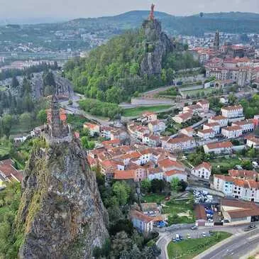 Polignac, Haute loire (43) - Baptême de l'air montgolfière Polignac, Haute loire (43) - Baptême de l'air montgolfière