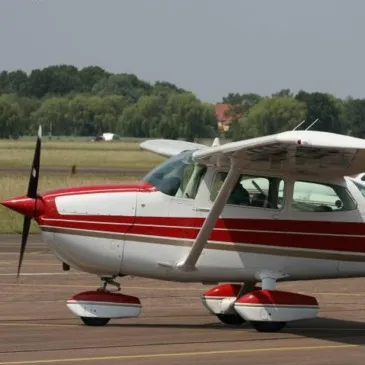 Initiation au Pilotage d&#39;Avion et Simulateur près de Bordeaux en région Aquitaine