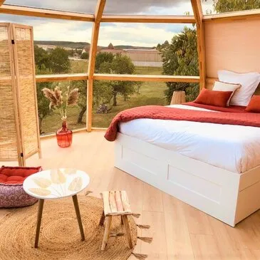 Nuit en Dôme Perché avec Jacuzzi près de Troyes Nuit en Dôme Perché avec Jacuzzi près de Troyes