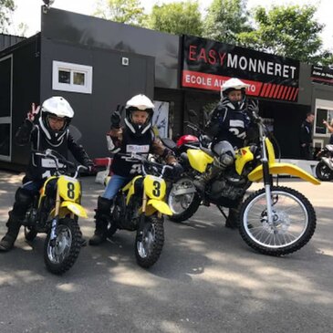 Pilotage Mini Moto pour Enfant près de Nantes