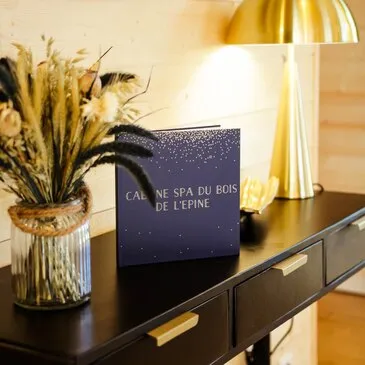 Sacé, à 20 min de Laval, Mayenne (53) - Weekend et Hébergement Insolite Sacé, à 20 min de Laval, Mayenne (53) - Weekend et Hébergement Insolite